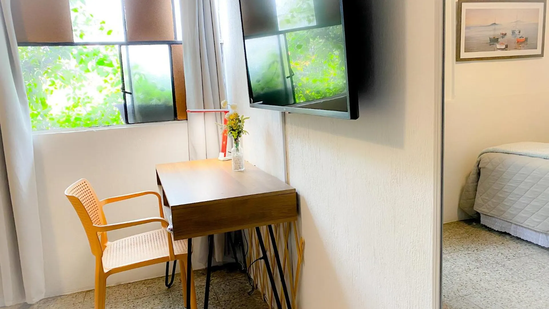 Casa-Lucy Apartment Guatemala City Homestay